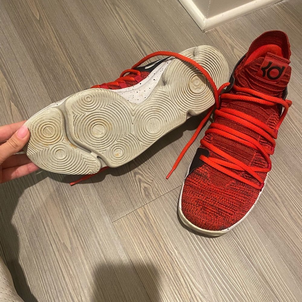 Nike Zoom KD 10 Red Velvet Cupcake